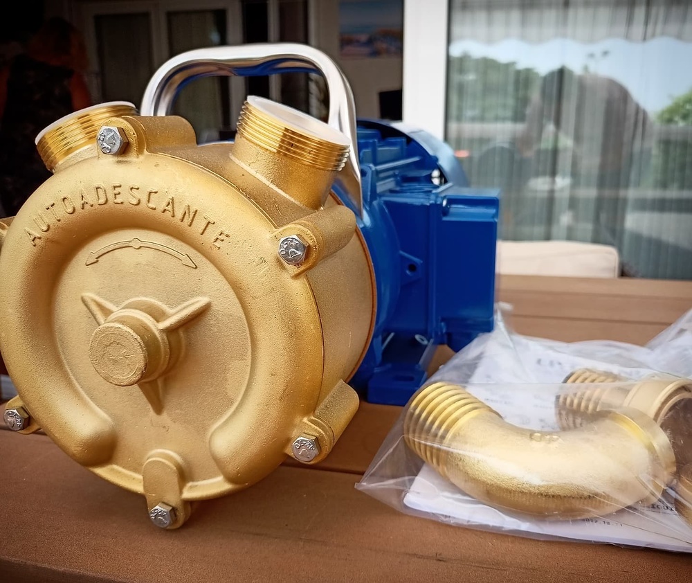 Bomba Electrica 24V 75l/min GOLDENSHIP 